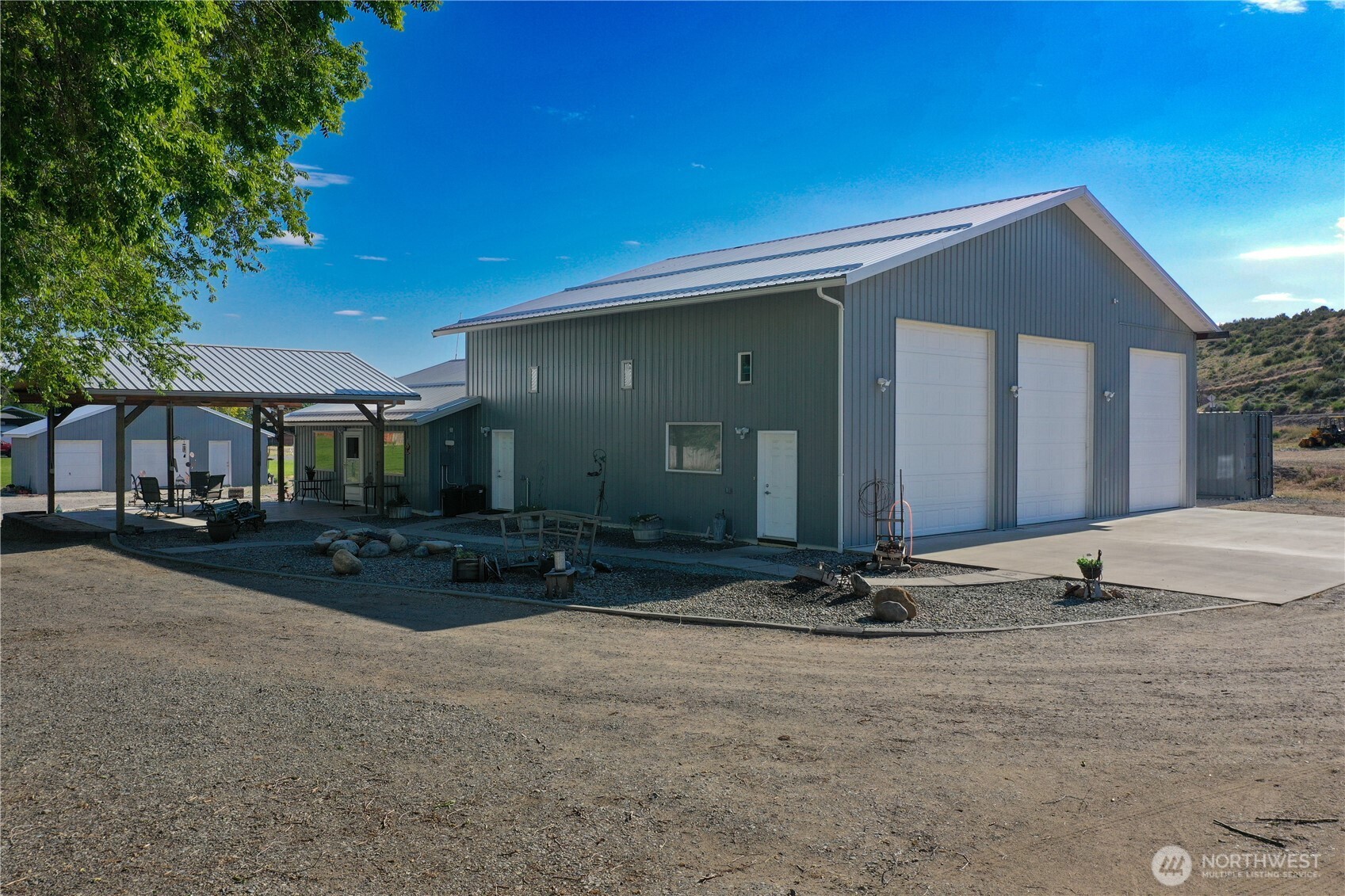 46 Shumway Road Omak, WA 98841 - Photo 1 of 40 a front view of a house with a yard