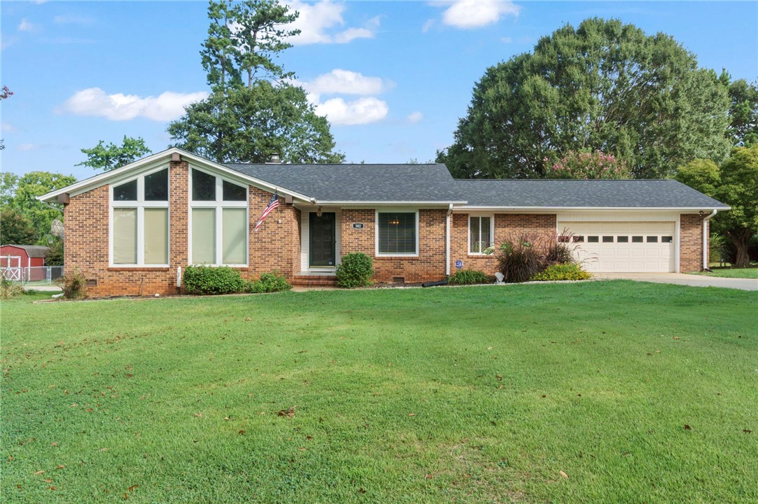 302 Pine Bark Road Anderson, SC 29625 - Photo 1 of 26 Gallery Image 1