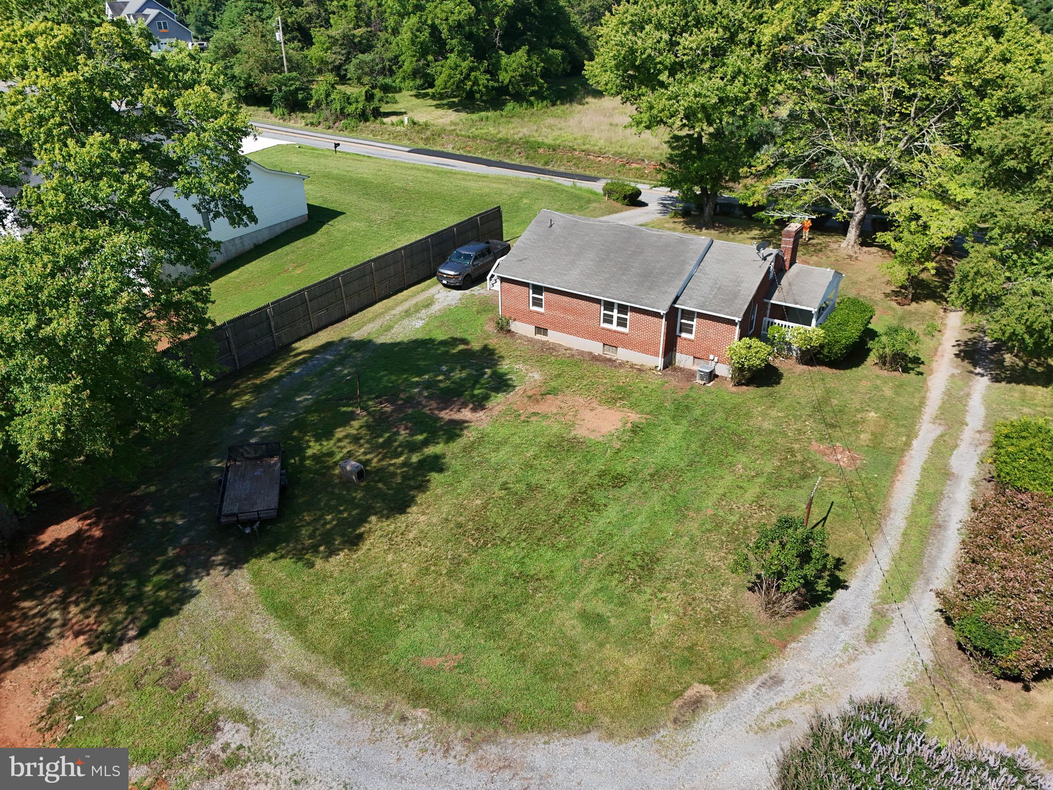 6101 A Goode Road Goode, VA 24556 - Photo 3 of 77
