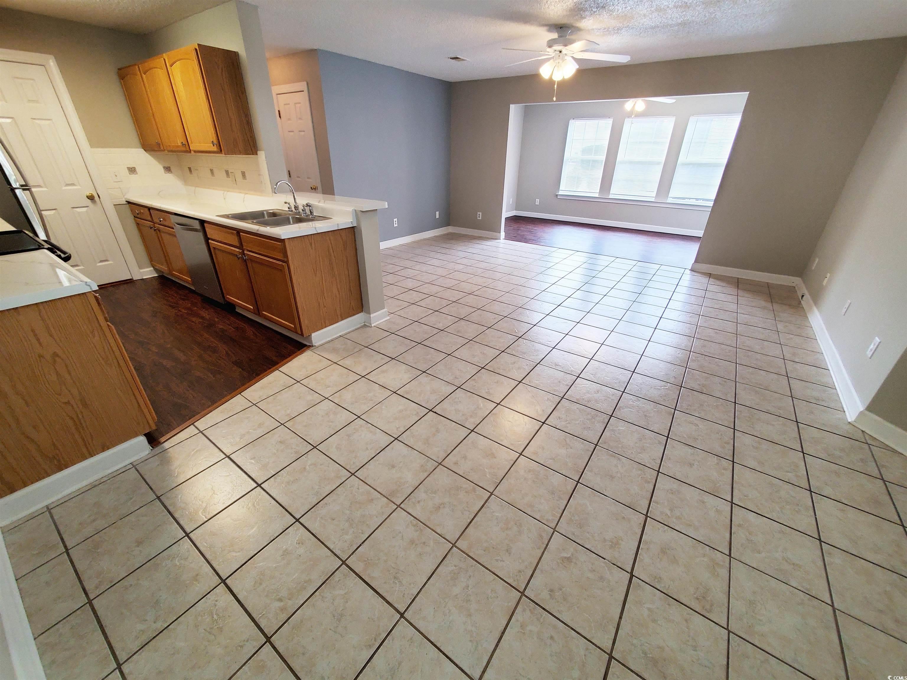 4391 Daphne Lane, Unit A Murrells Inlet, SC 29576 - Photo 6 of 40