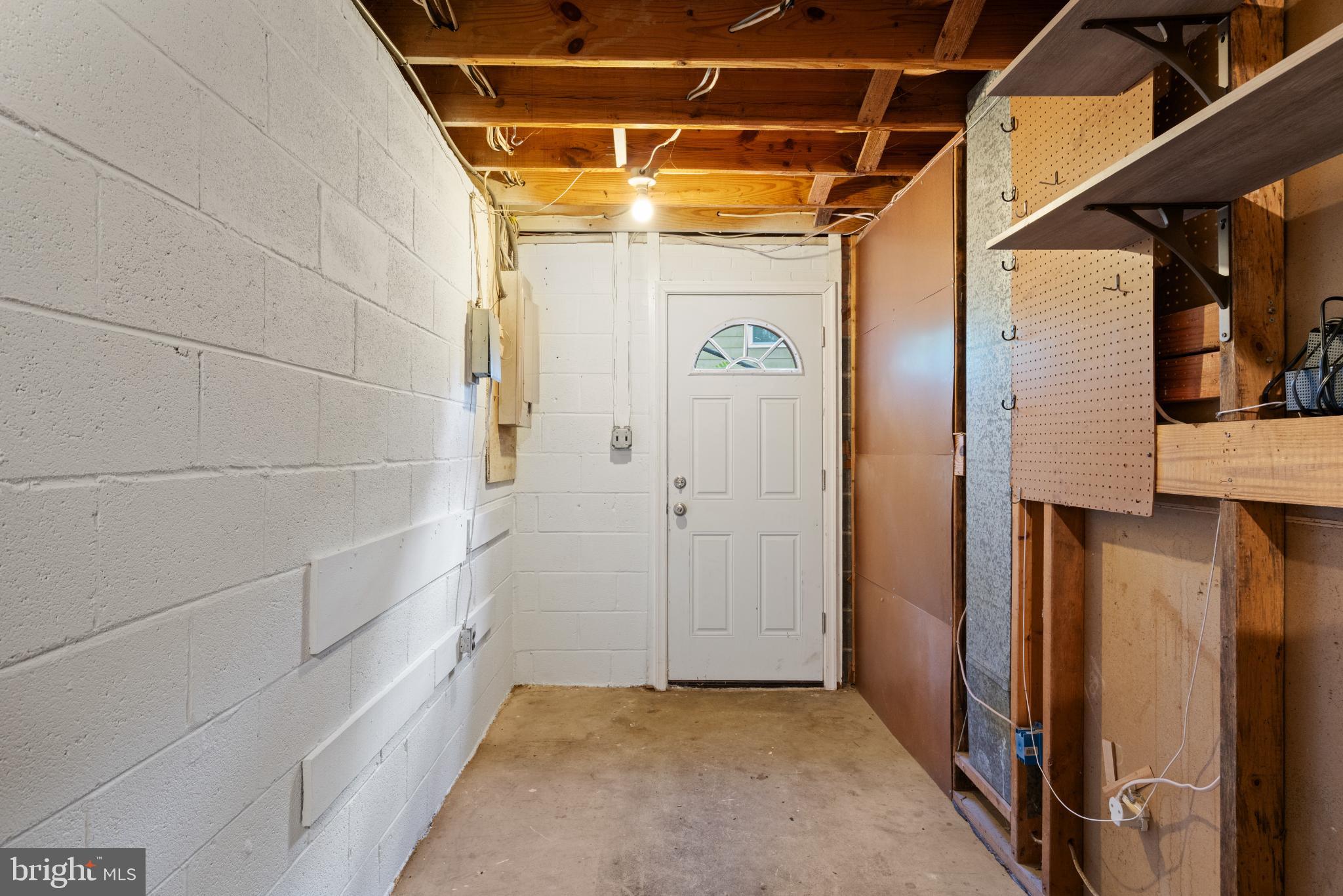 7105 Galgate Drive Springfield, VA 22152 - Photo 15 of 36 a view of utility room