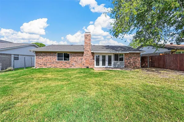 $1,995 | 618 Shadyglen Drive, Allen, TX 75002