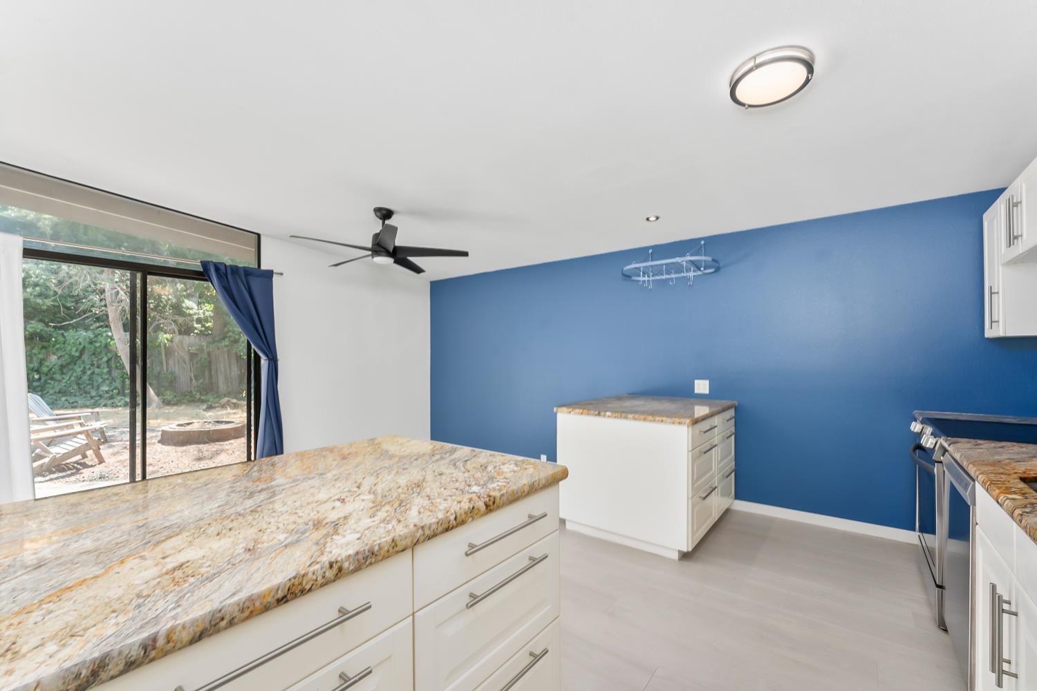 4532 Foster Way Carmichael, CA 95608 - Photo 33 of 65