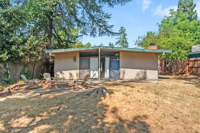 $438,800 | 4532 Foster Way, Carmichael, CA 95608