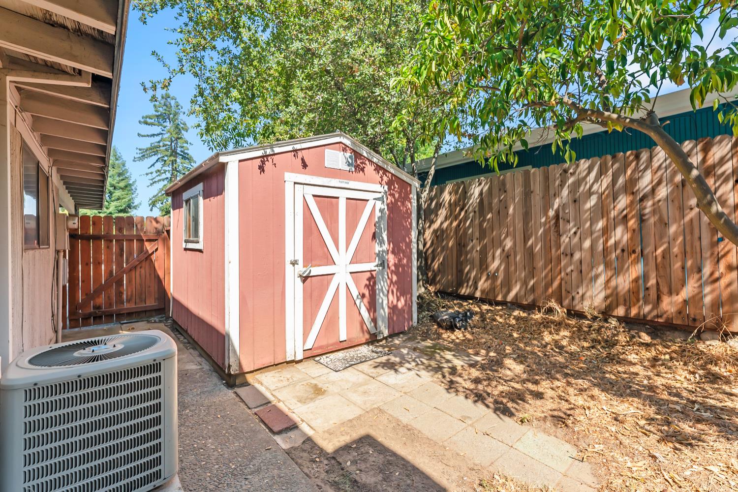 4532 Foster Way Carmichael, CA 95608 - Photo 51 of 65