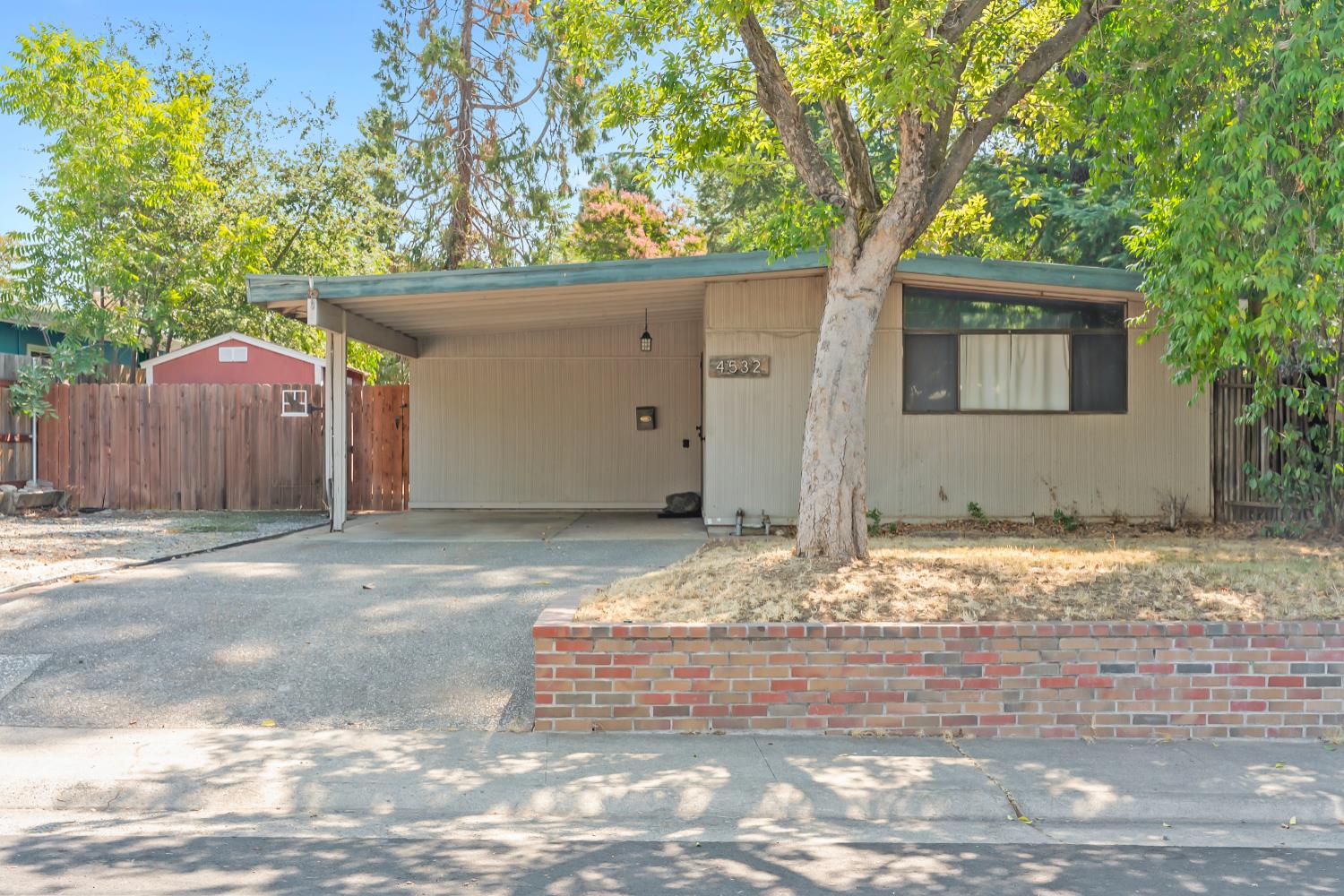 4532 Foster Way Carmichael, CA 95608 - Photo 7 of 65