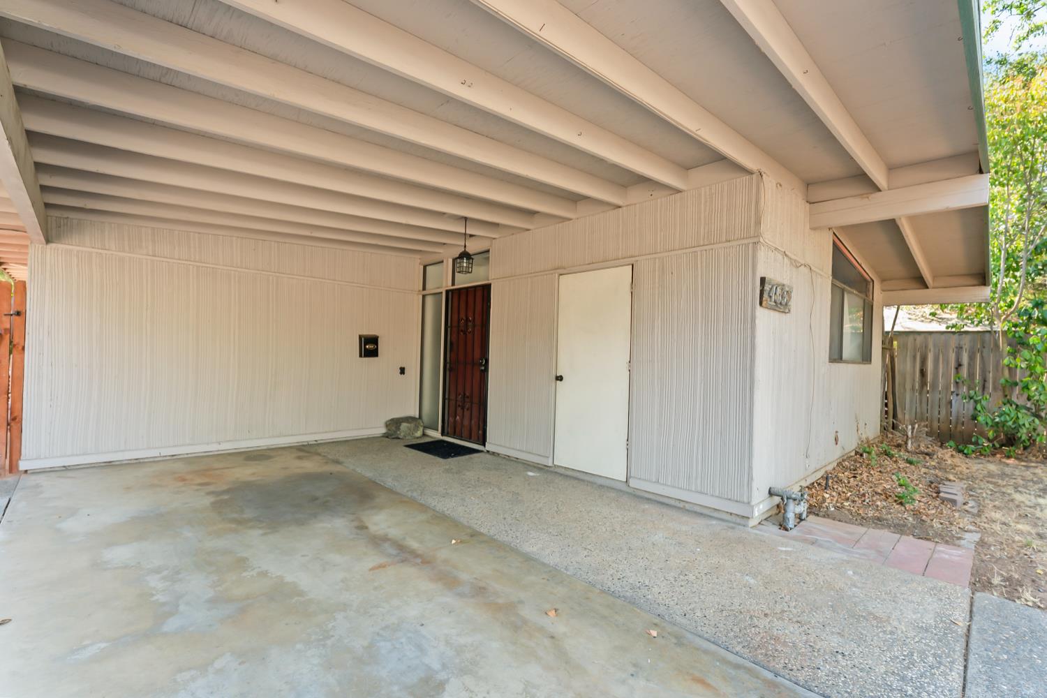 4532 Foster Way Carmichael, CA 95608 - Photo 9 of 65