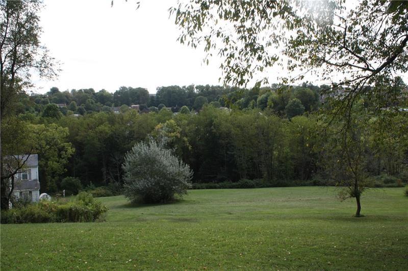 25 Moore Lane Cecil, PA 15321 - Photo 7 of 25 a view of outdoor space and yard