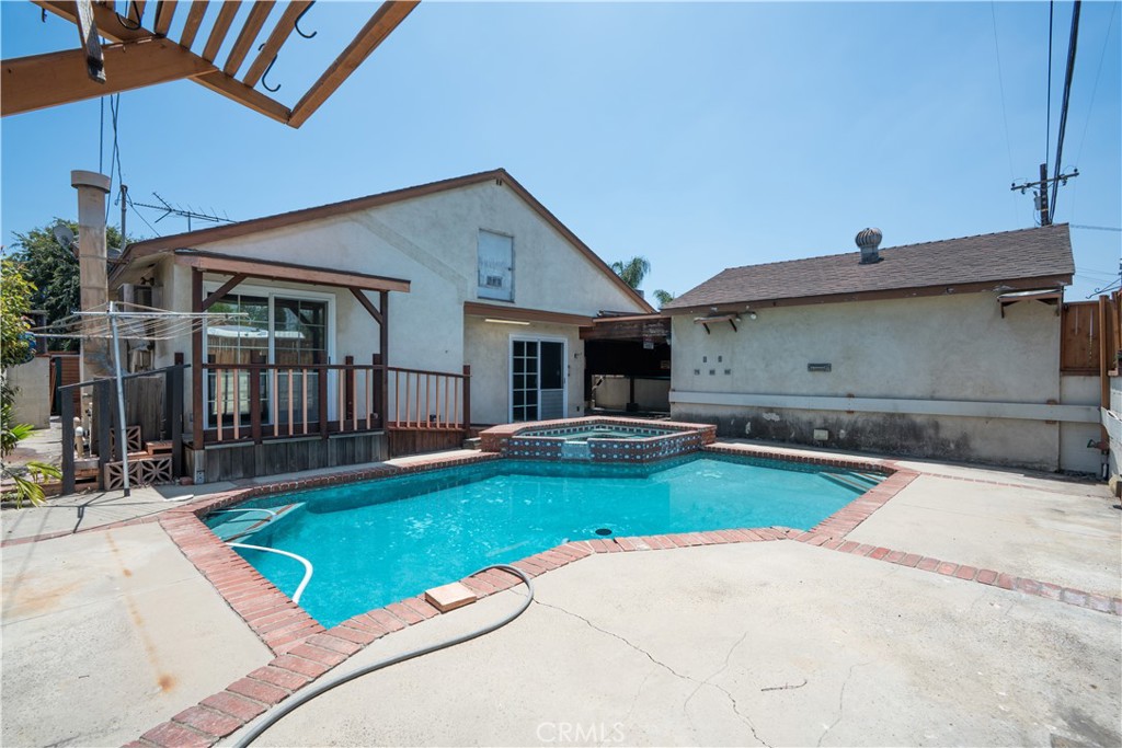 12315 Pomering Road Downey, CA 90242 - Photo 38 of 46