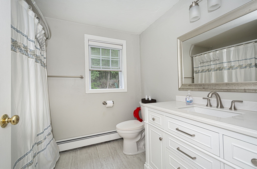 54 Clarke Road Sturbridge, MA 01518 - Photo 33 of 41