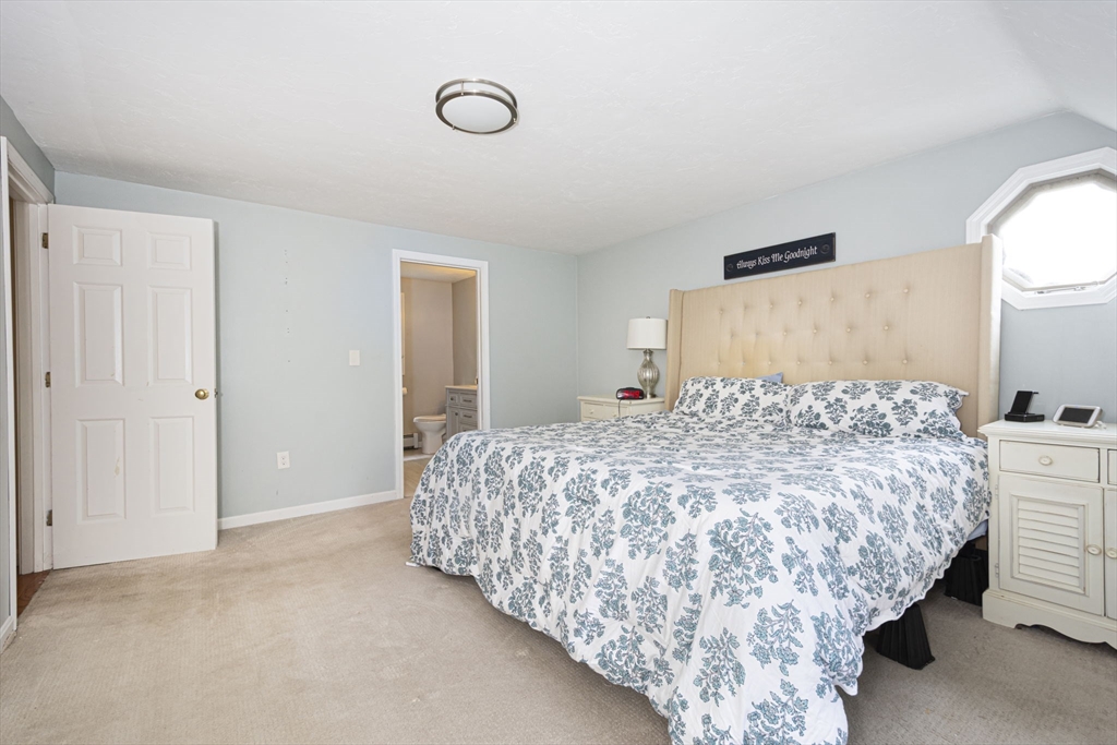 54 Clarke Road Sturbridge, MA 01518 - Photo 36 of 41
