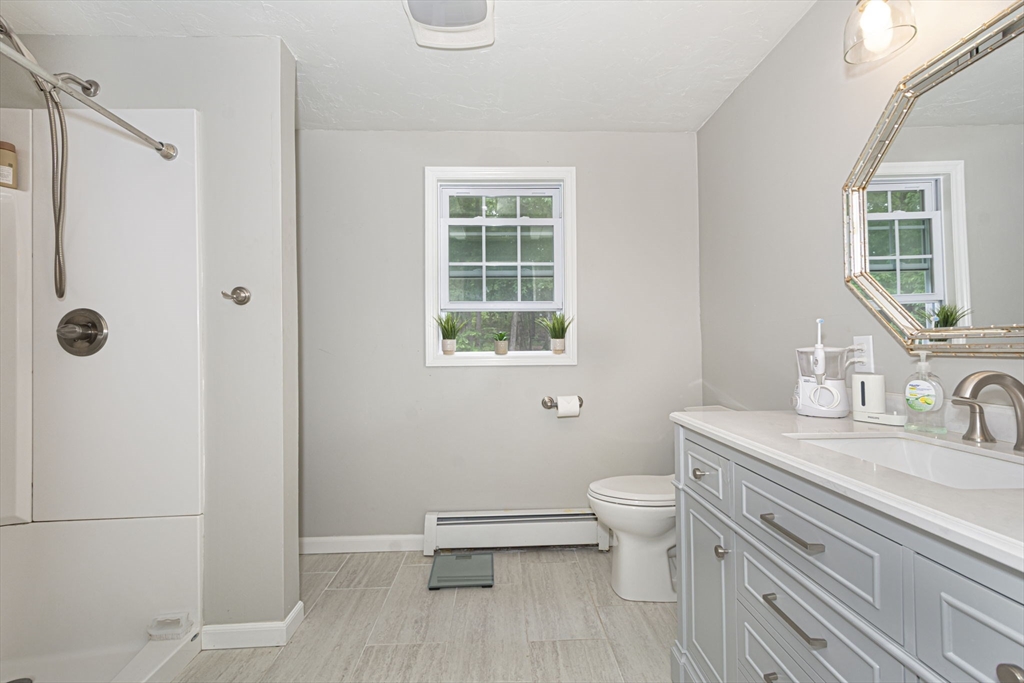 54 Clarke Road Sturbridge, MA 01518 - Photo 37 of 41