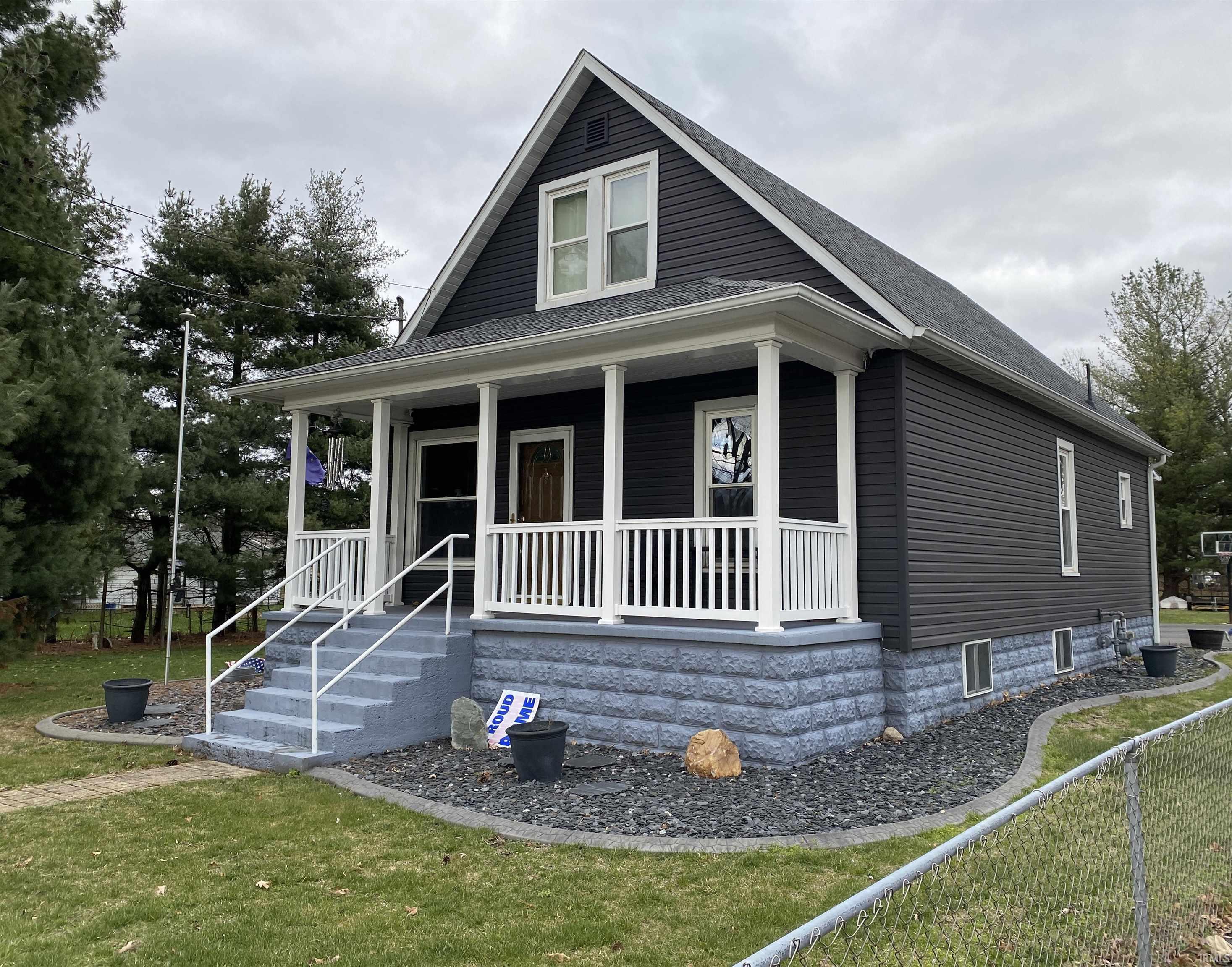 304 South Roosevelt Road Knox, IN 46534 - Photo 1 of 35 Gallery Image 1