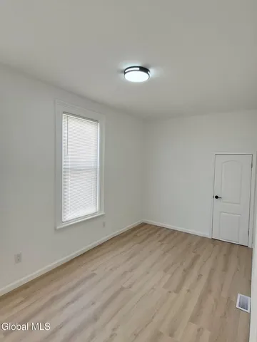 $1,950 | 445 5th Avenue, Troy, NY 12182