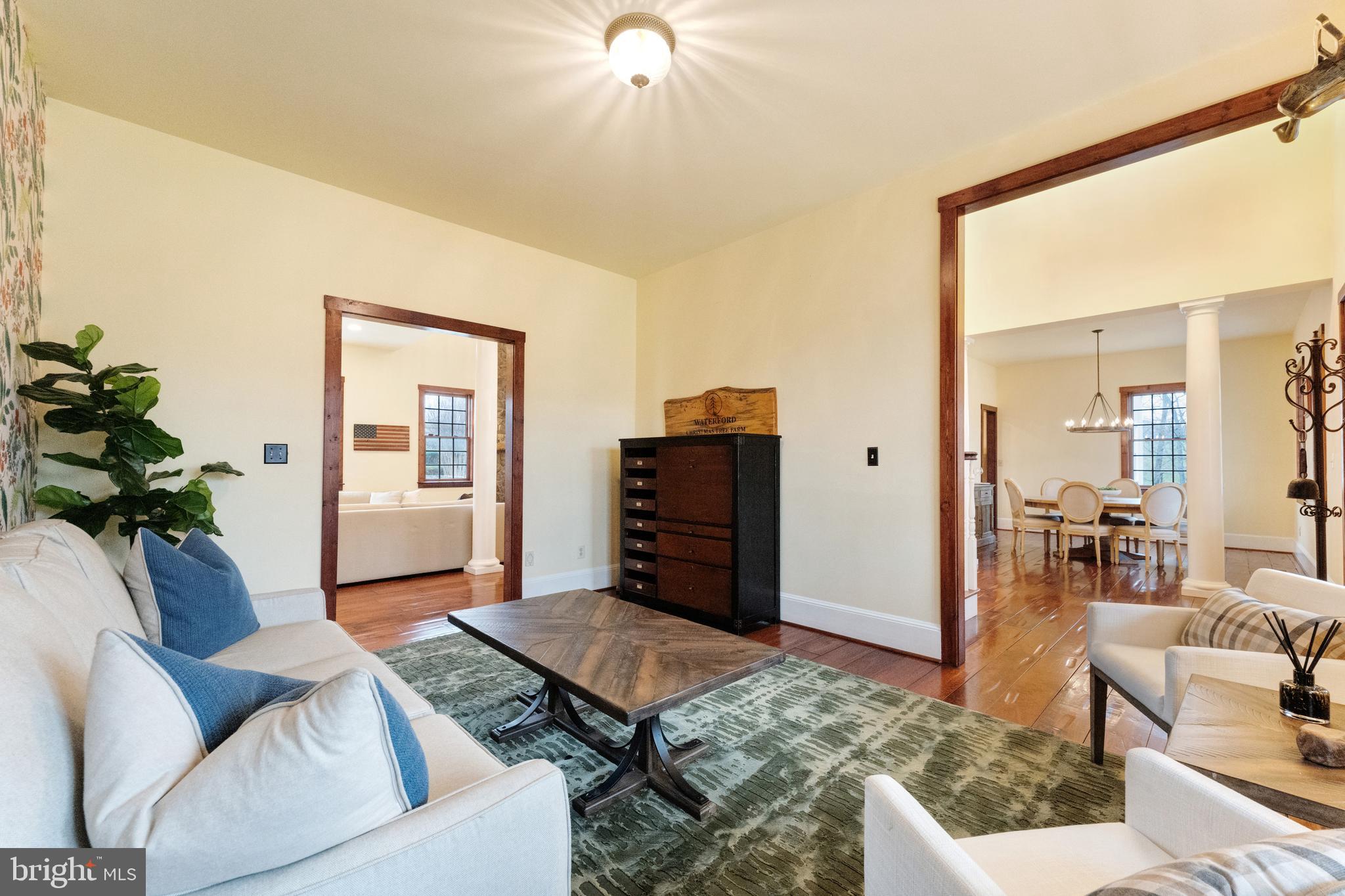 15718 Old Waterford Road Waterford, VA 20197 - Photo 19 of 97