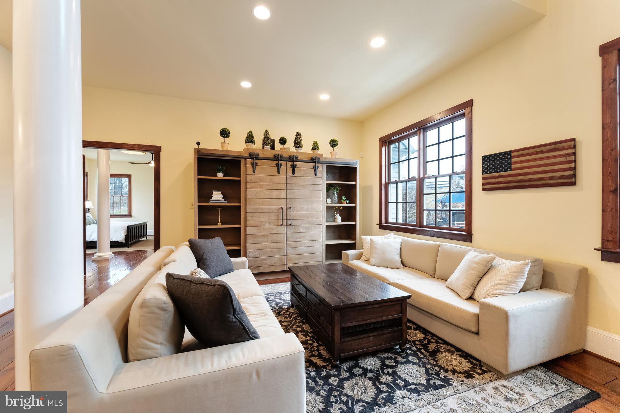 15718 Old Waterford Road Waterford, VA 20197 - Photo 26 of 97