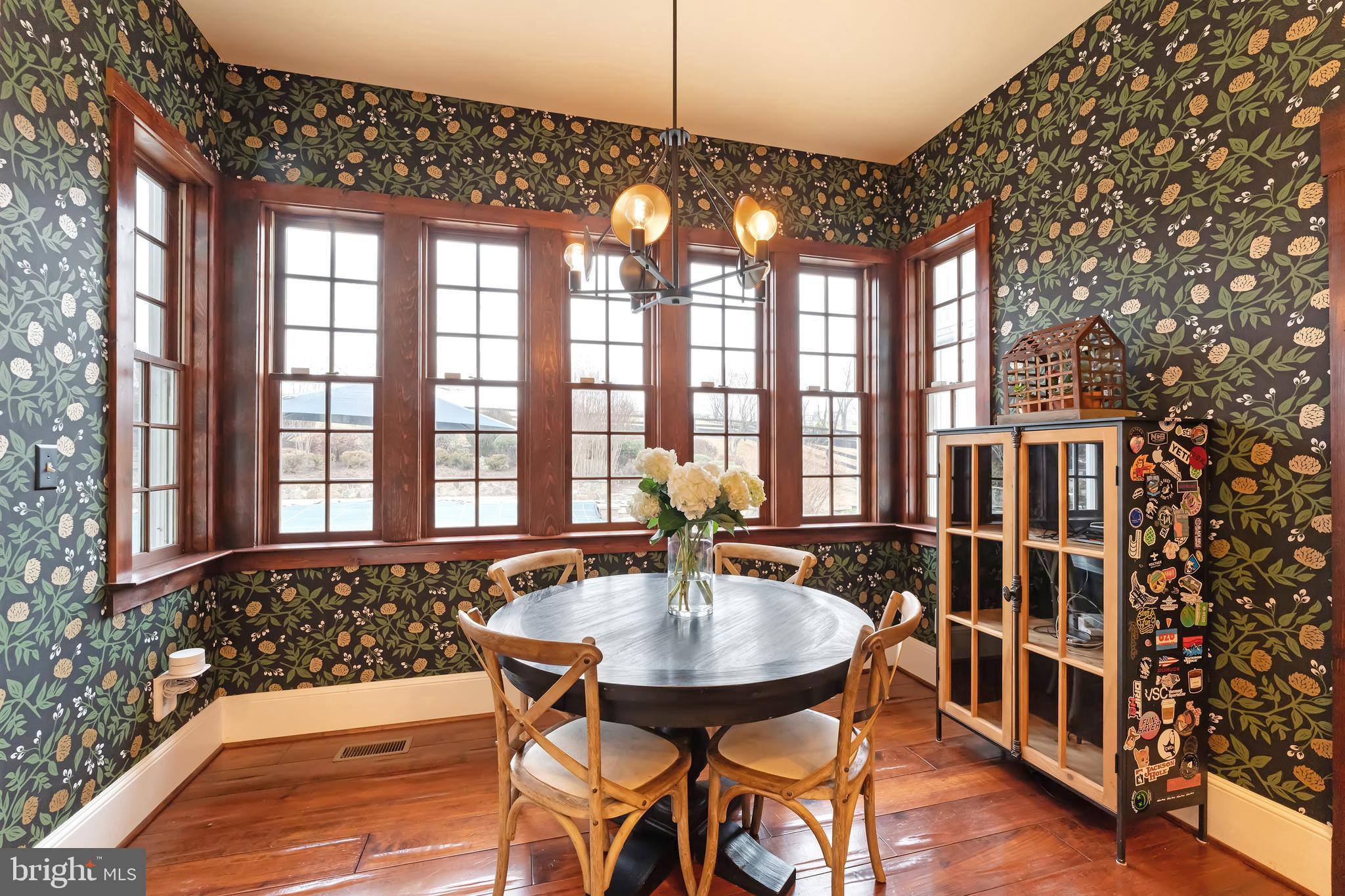 15718 Old Waterford Road Waterford, VA 20197 - Photo 34 of 97