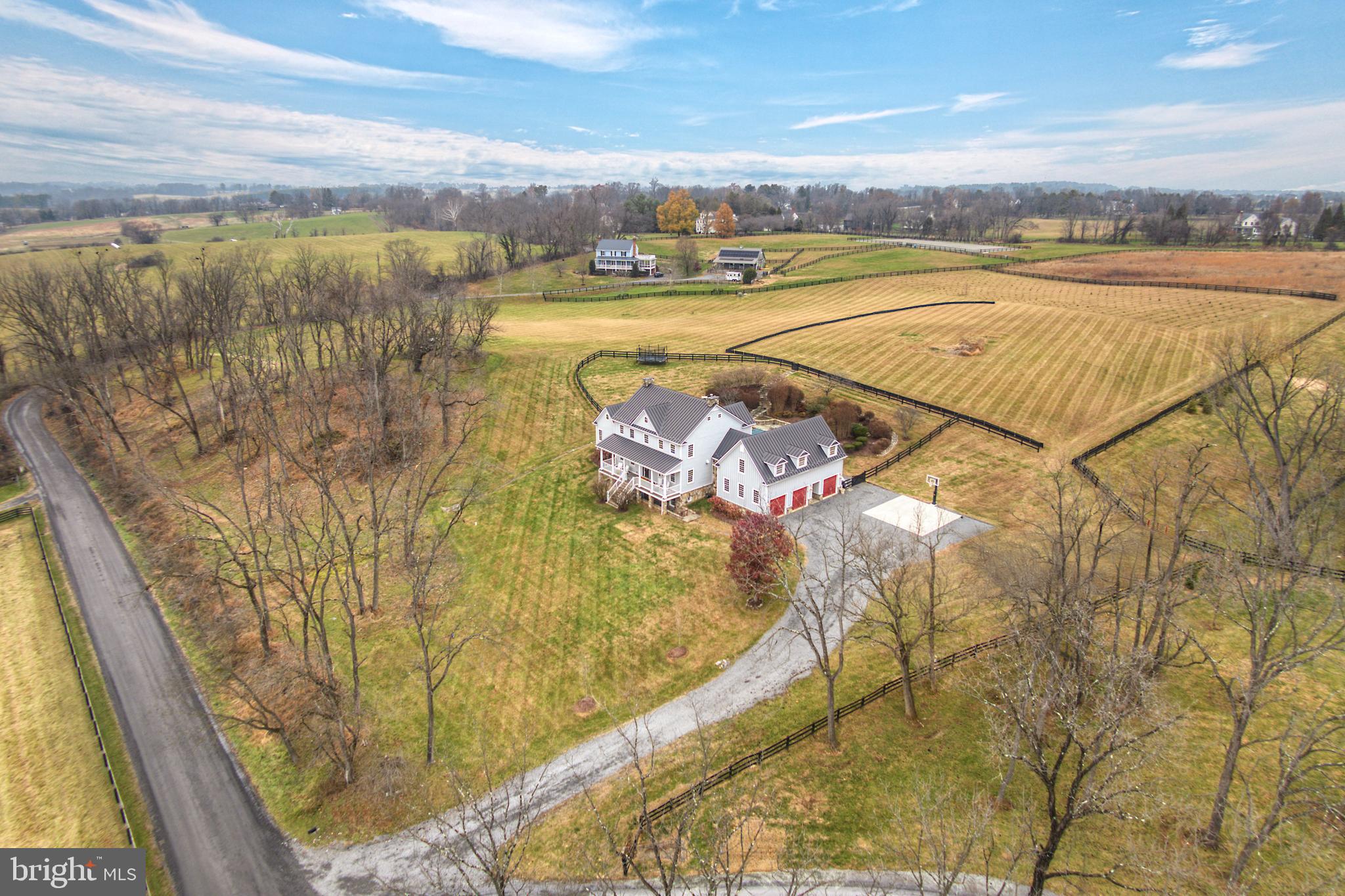 15718 Old Waterford Road Waterford, VA 20197 - Photo 5 of 97