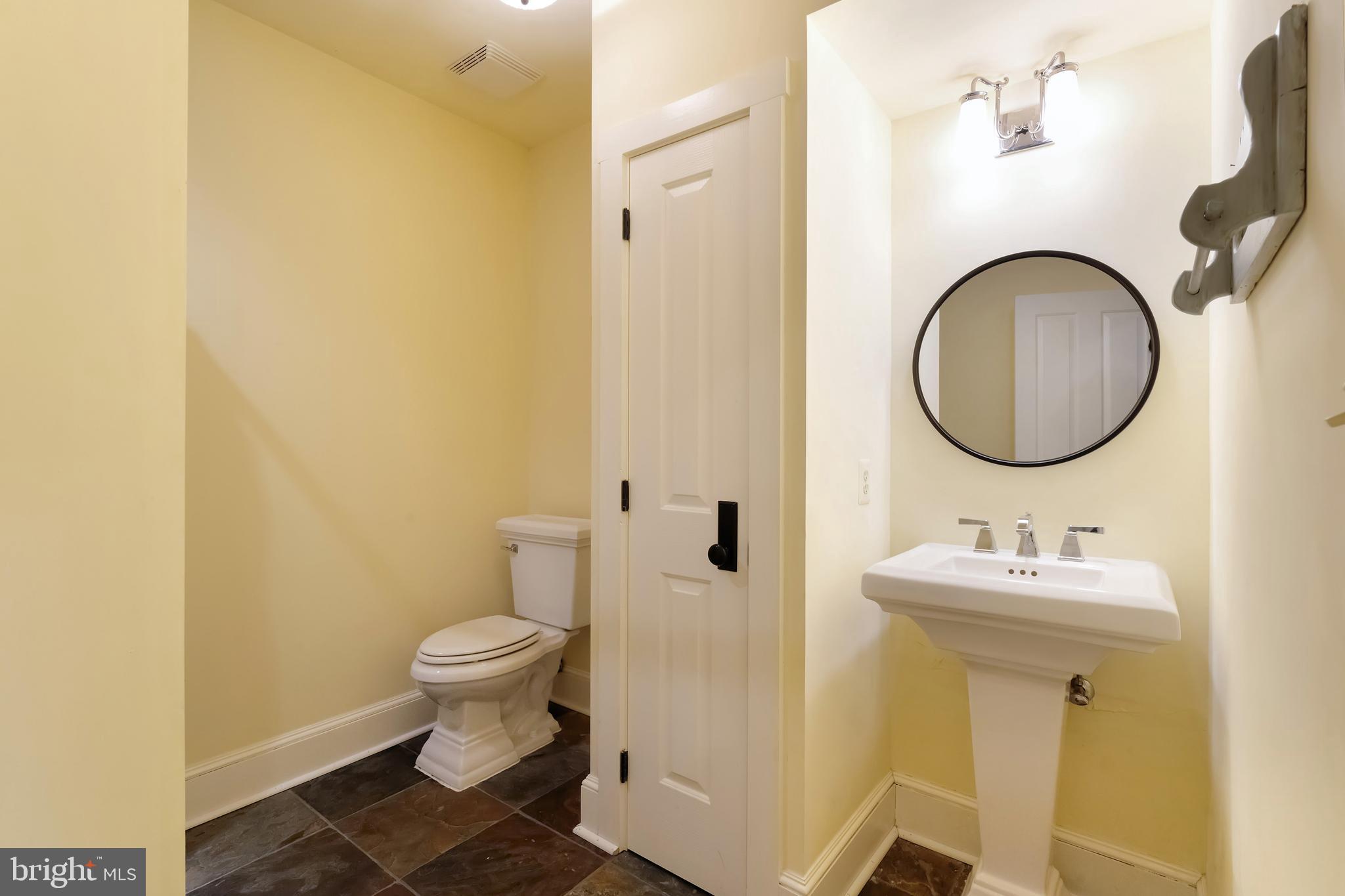 15718 Old Waterford Road Waterford, VA 20197 - Photo 79 of 97