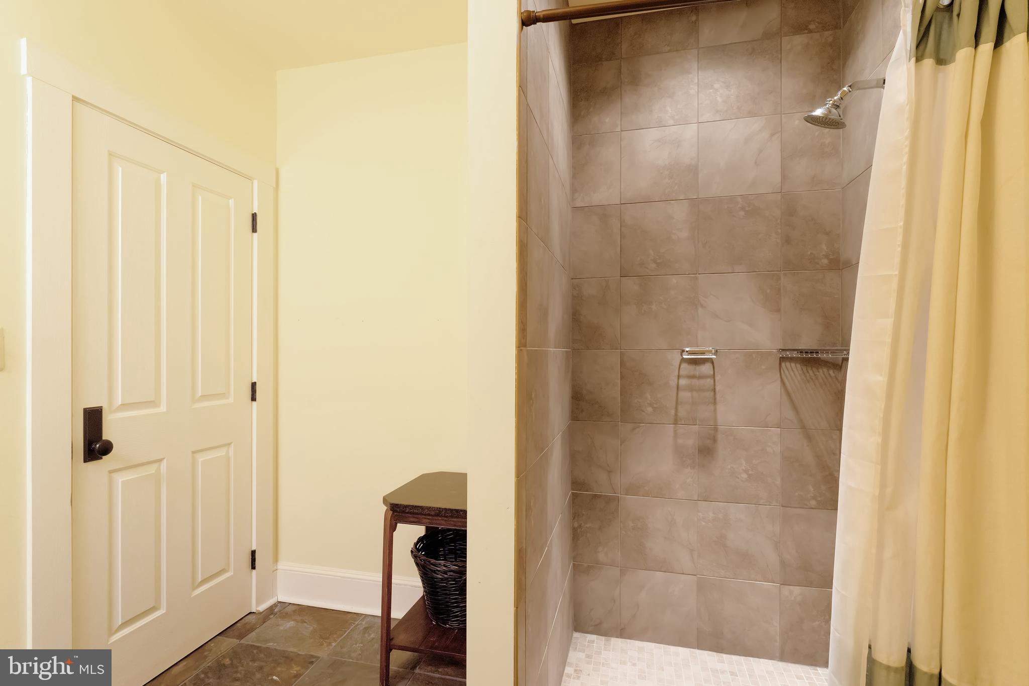 15718 Old Waterford Road Waterford, VA 20197 - Photo 80 of 97