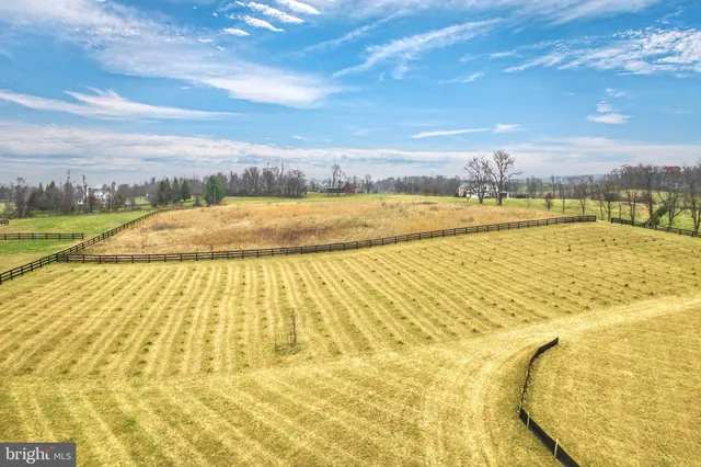 $1,975,000 | 15718 Old Waterford Road, Waterford, VA 20197