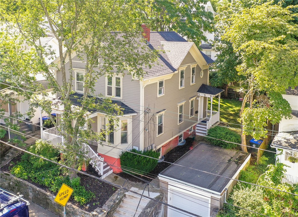67 Rochambeau Avenue Providence, RI 02906 - Photo 2 of 34