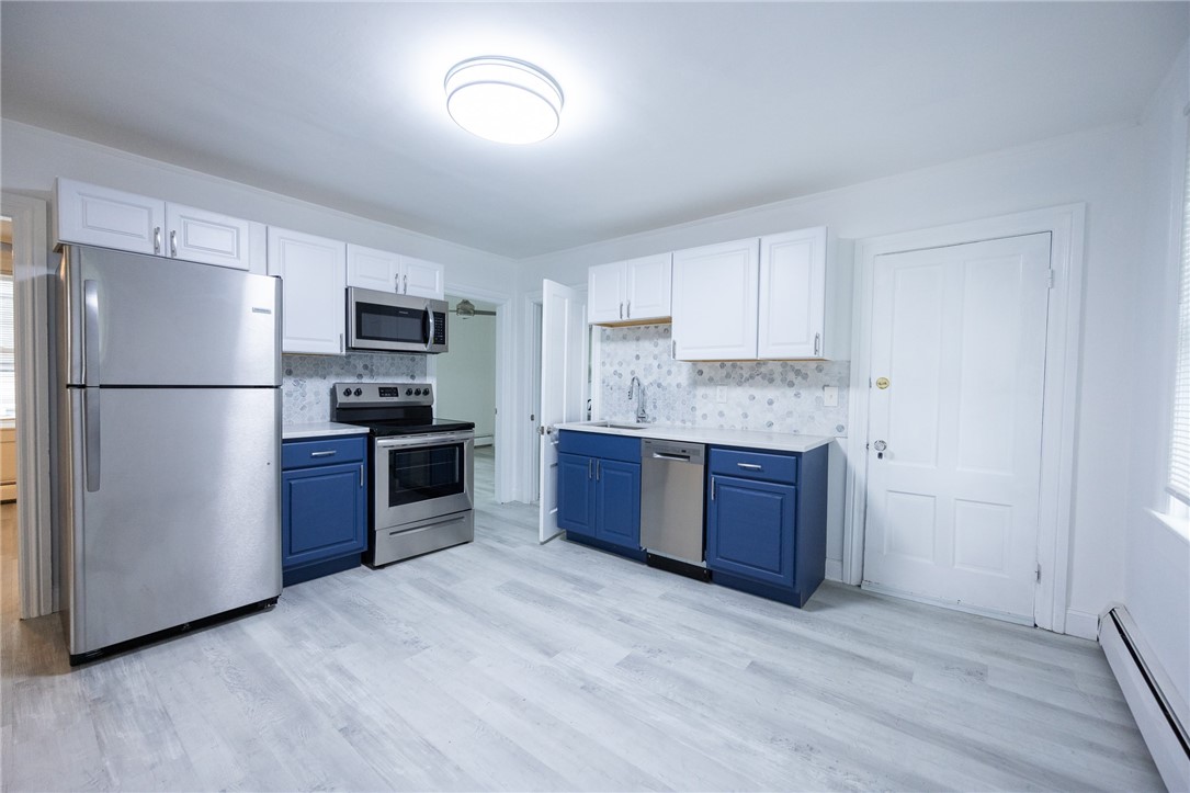 67 Rochambeau Avenue Providence, RI 02906 - Photo 5 of 34