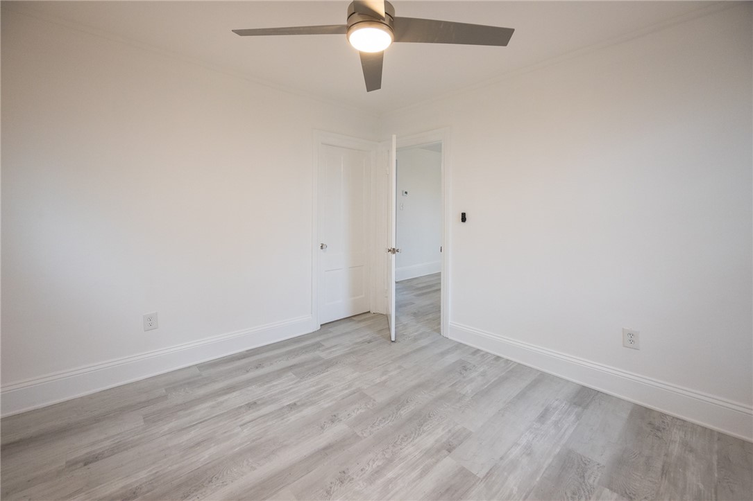 67 Rochambeau Avenue Providence, RI 02906 - Photo 9 of 34