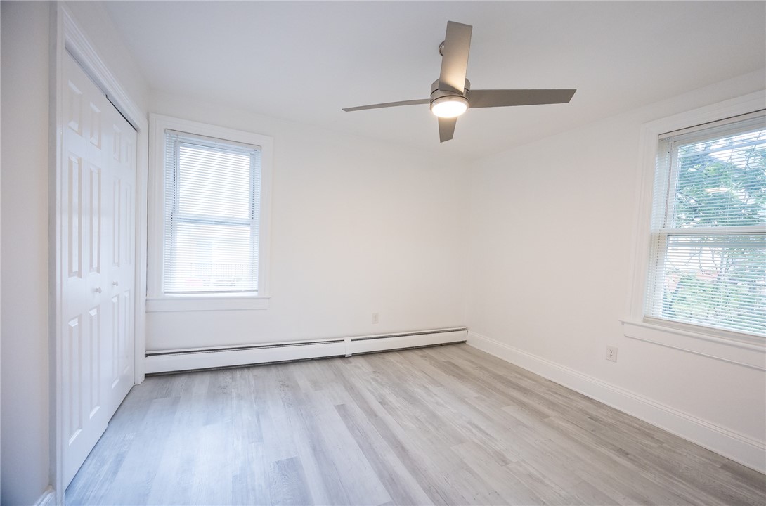 67 Rochambeau Avenue Providence, RI 02906 - Photo 10 of 34