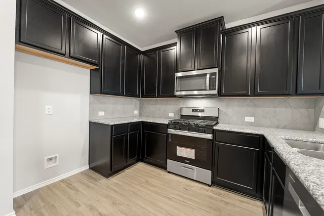 $239,990 | 2782 Mariposa Crk Drive, Rosharon, TX 77583