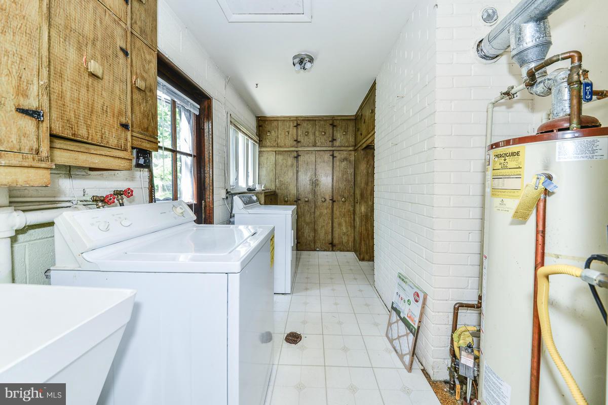 5504 Joplin Street Springfield, VA 22151 - Photo 16 of 23 Interior (General)