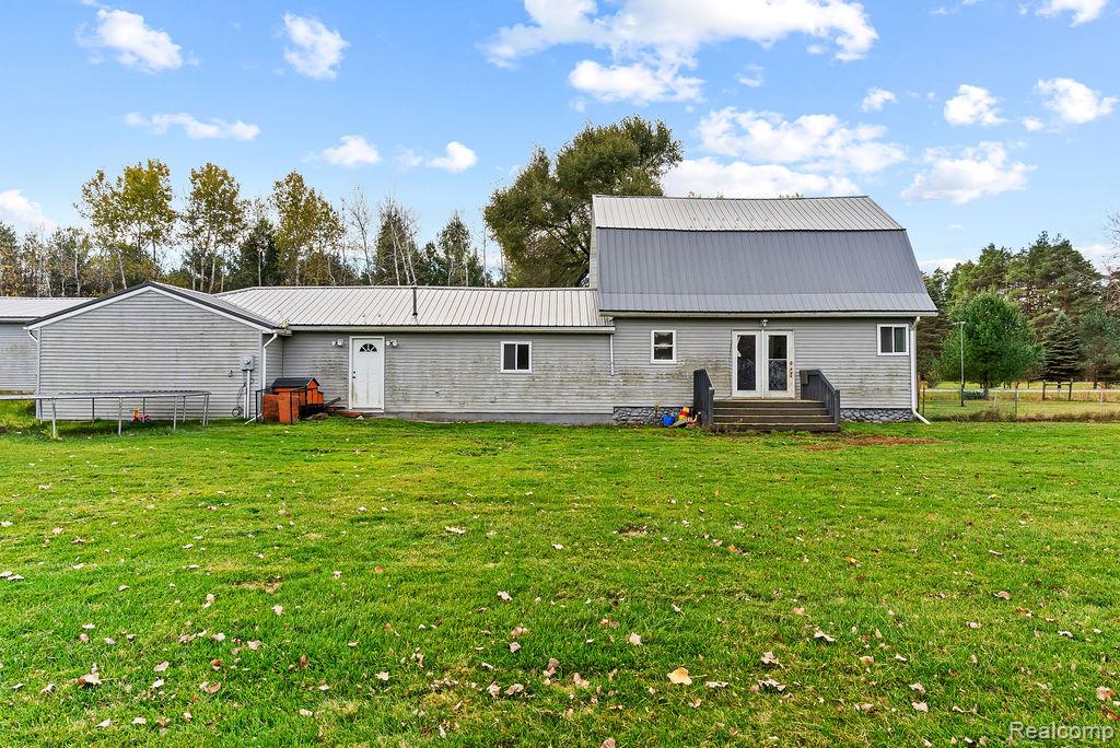 4576 West Baker Road Coleman, MI 48618 - Photo 10 of 40