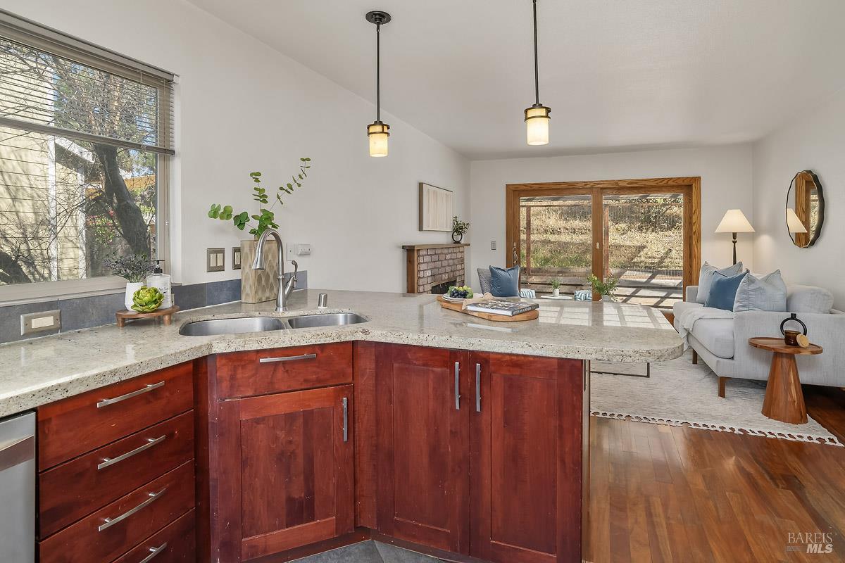 727 Alice Street Novato, CA 94945 - Photo 7 of 23
