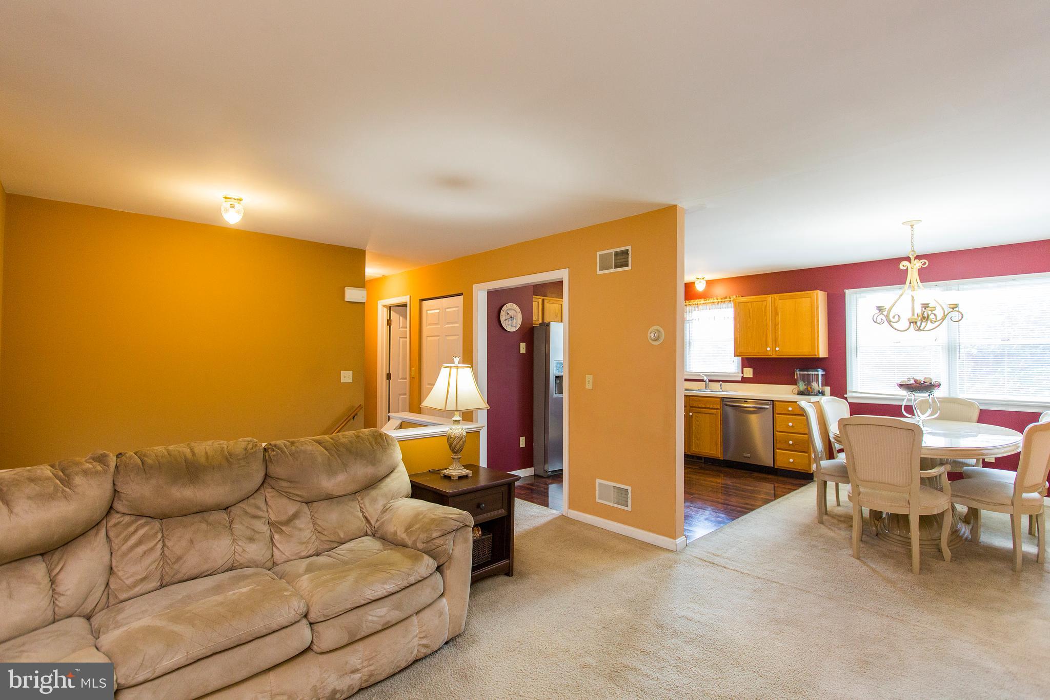 912 Kreps Road Lancaster, PA 17603 - Photo 6 of 22 Gallery Image 6