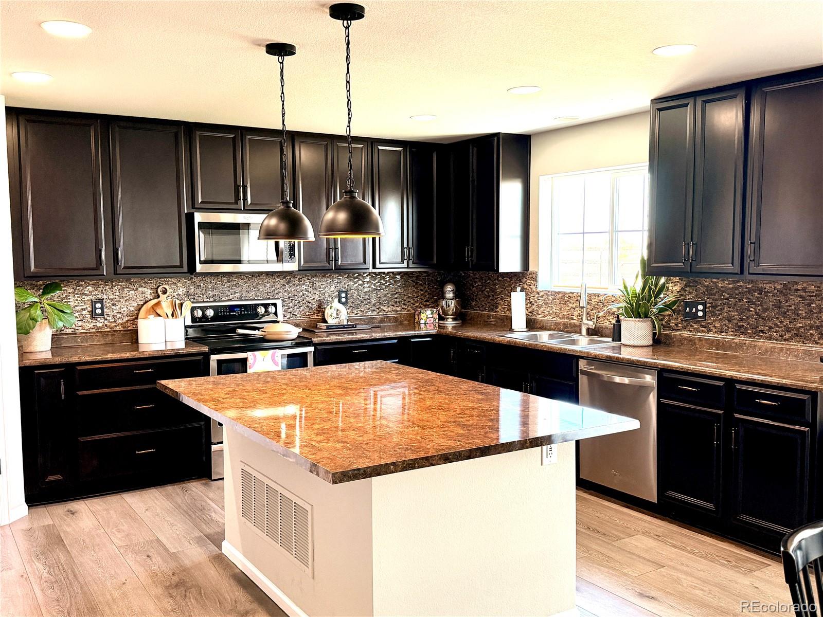 3490 Raintree Lane Dacono, CO 80514 - Photo 6 of 20