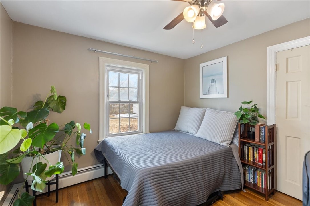 12 Barber Avenue Warwick, RI 02886 - Photo 17 of 22