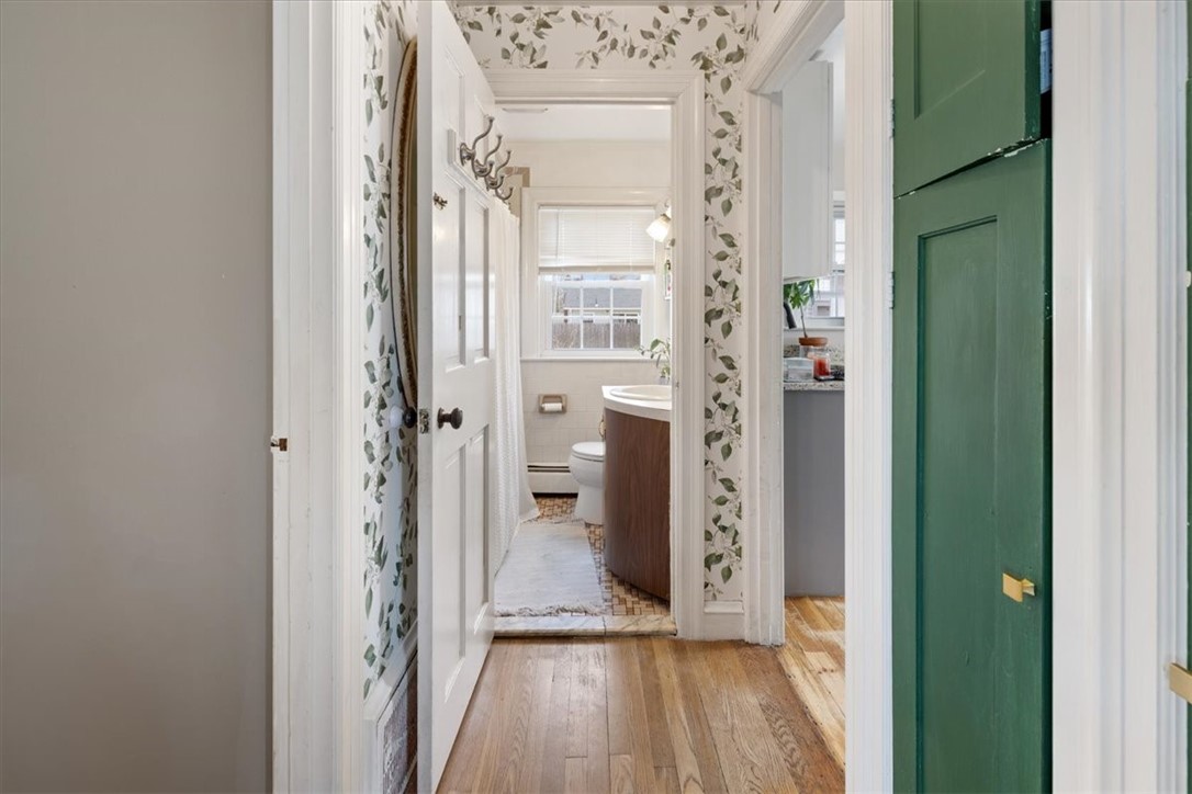 12 Barber Avenue Warwick, RI 02886 - Photo 20 of 22