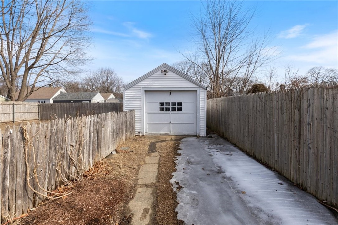 12 Barber Avenue Warwick, RI 02886 - Photo 22 of 22