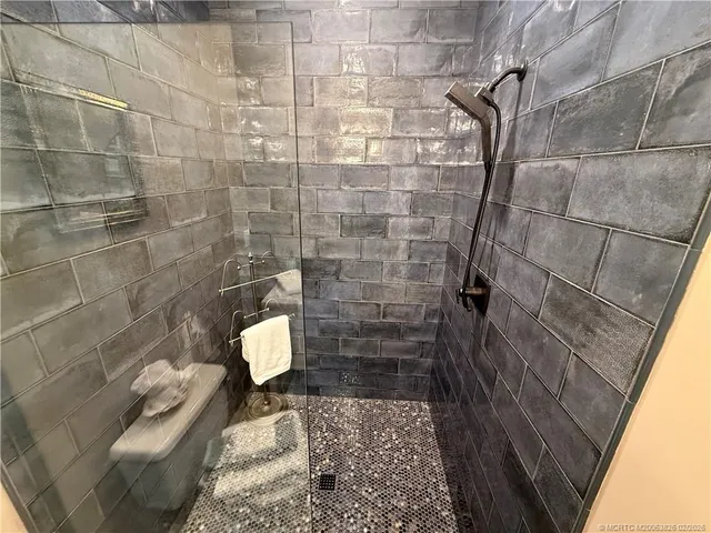 $2,050,000 | 224 Southeast Wells Drive, Stuart, FL 34996