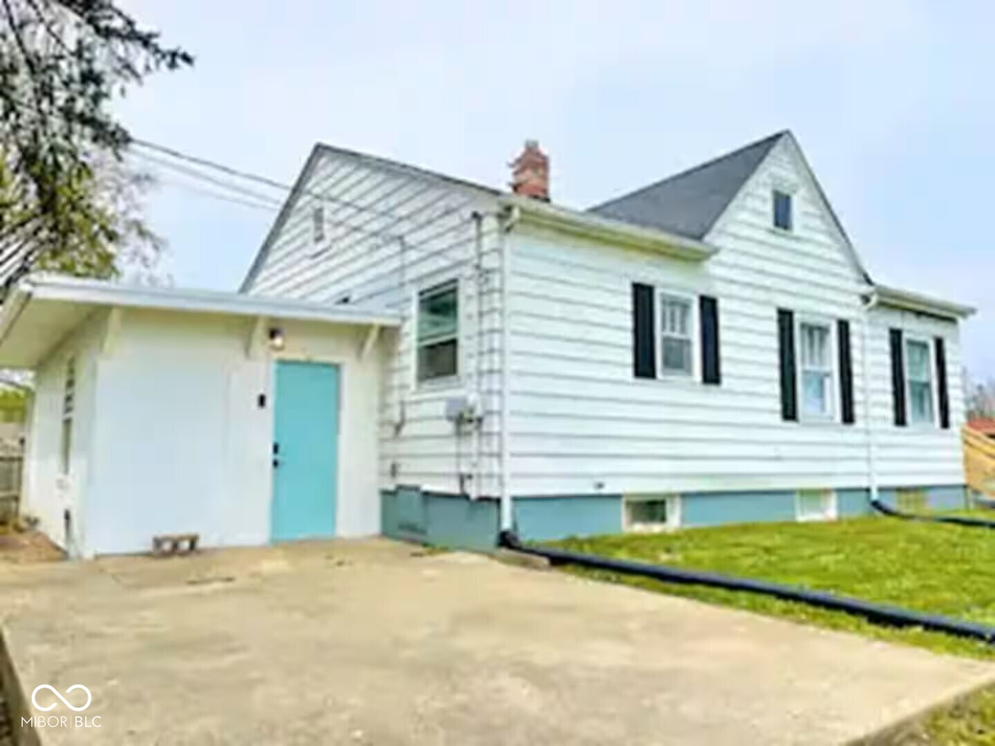 3360 Ransdell Street Indianapolis, IN 46227 - Photo 3 of 26 Gallery Image 3