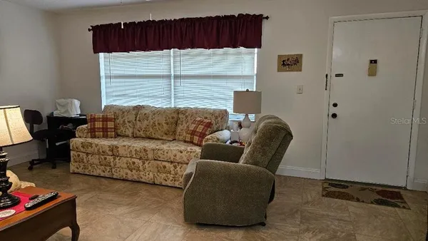 $89,900 | 10035 63rd Avenue North, Unit 6, St. Petersburg, FL 33708