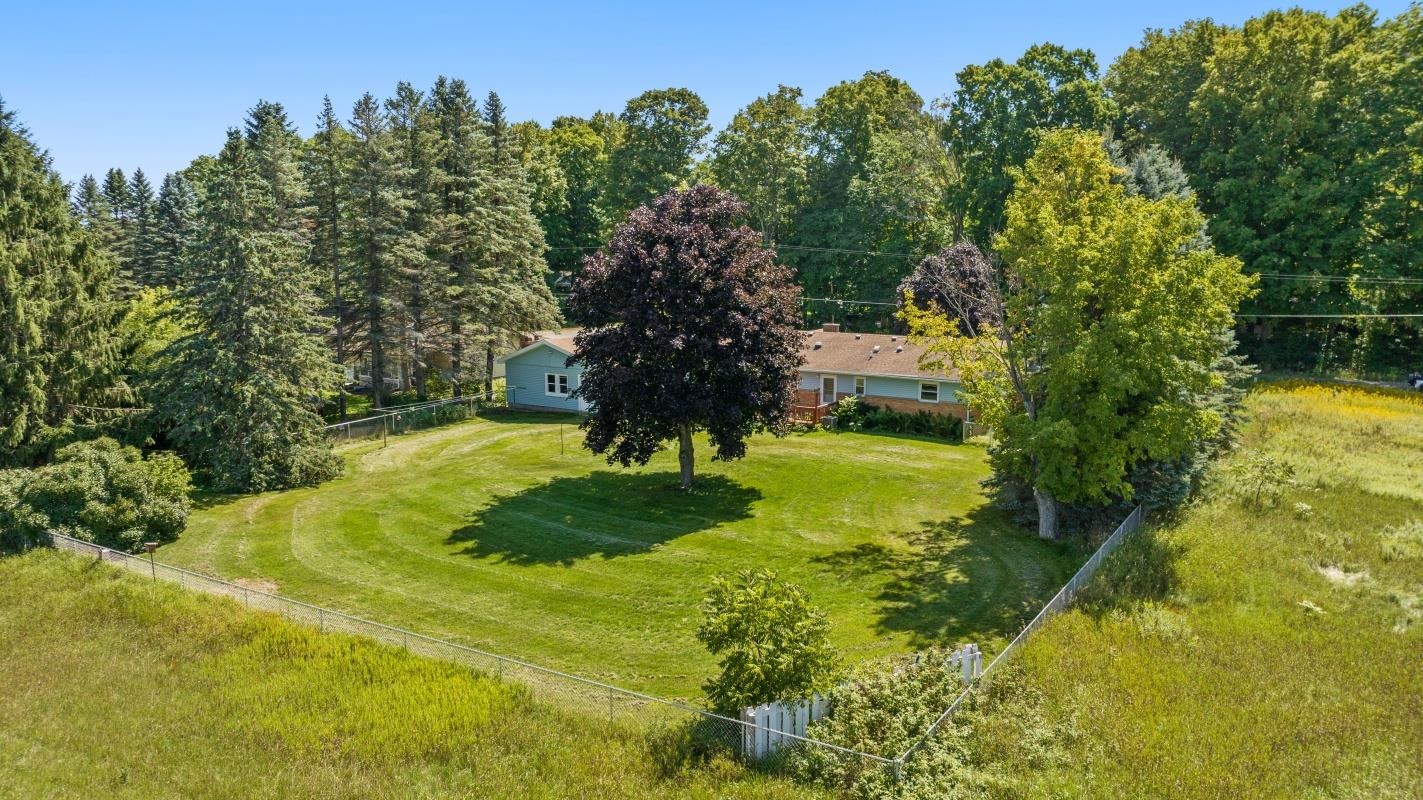 10169 36 1/2 Road Cadillac, MI 49601 - Photo 6 of 32
