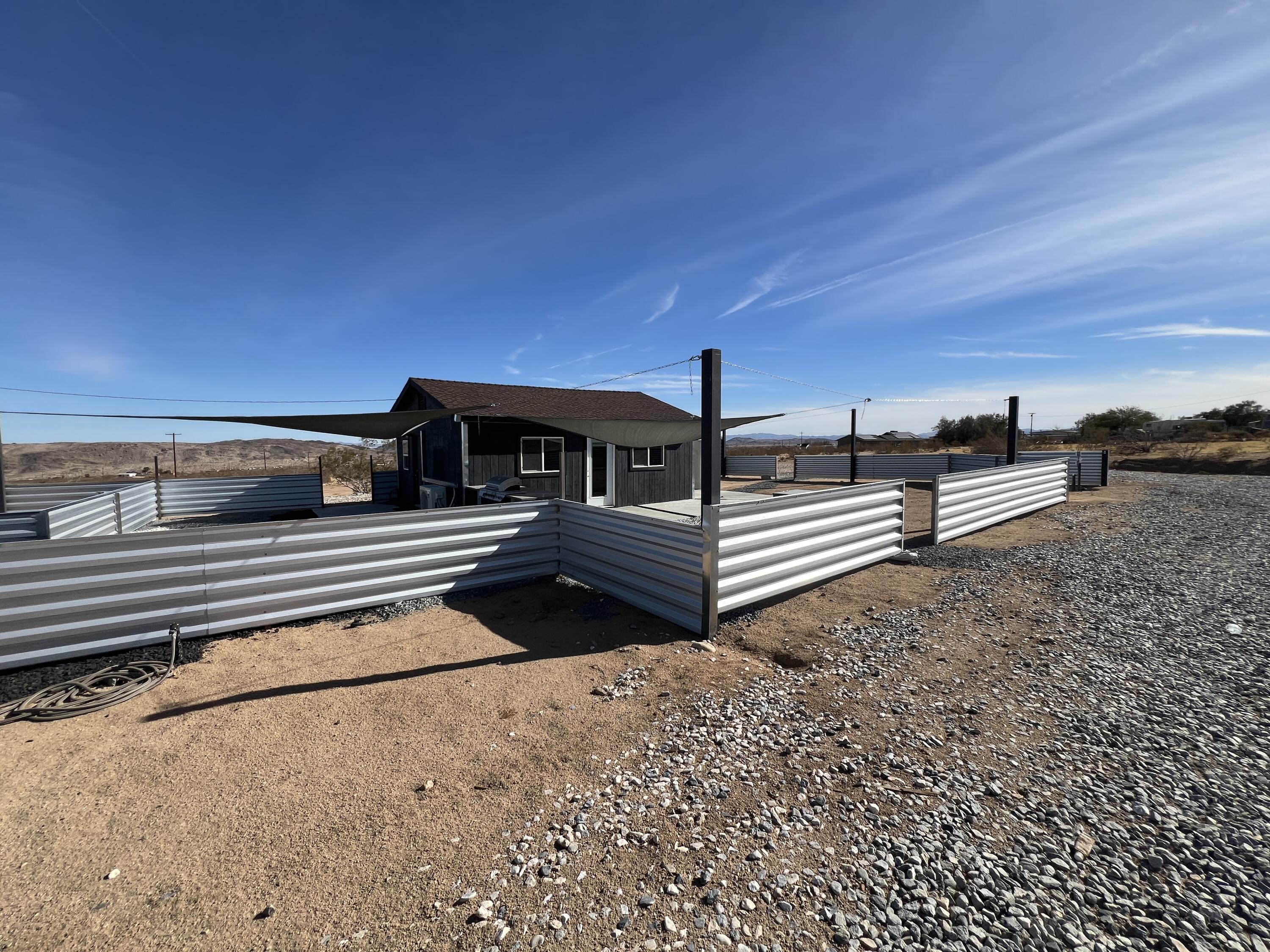 2774 Kickapoo Trail Landers, CA 92285 - Photo 44 of 51 a view of a roof deck