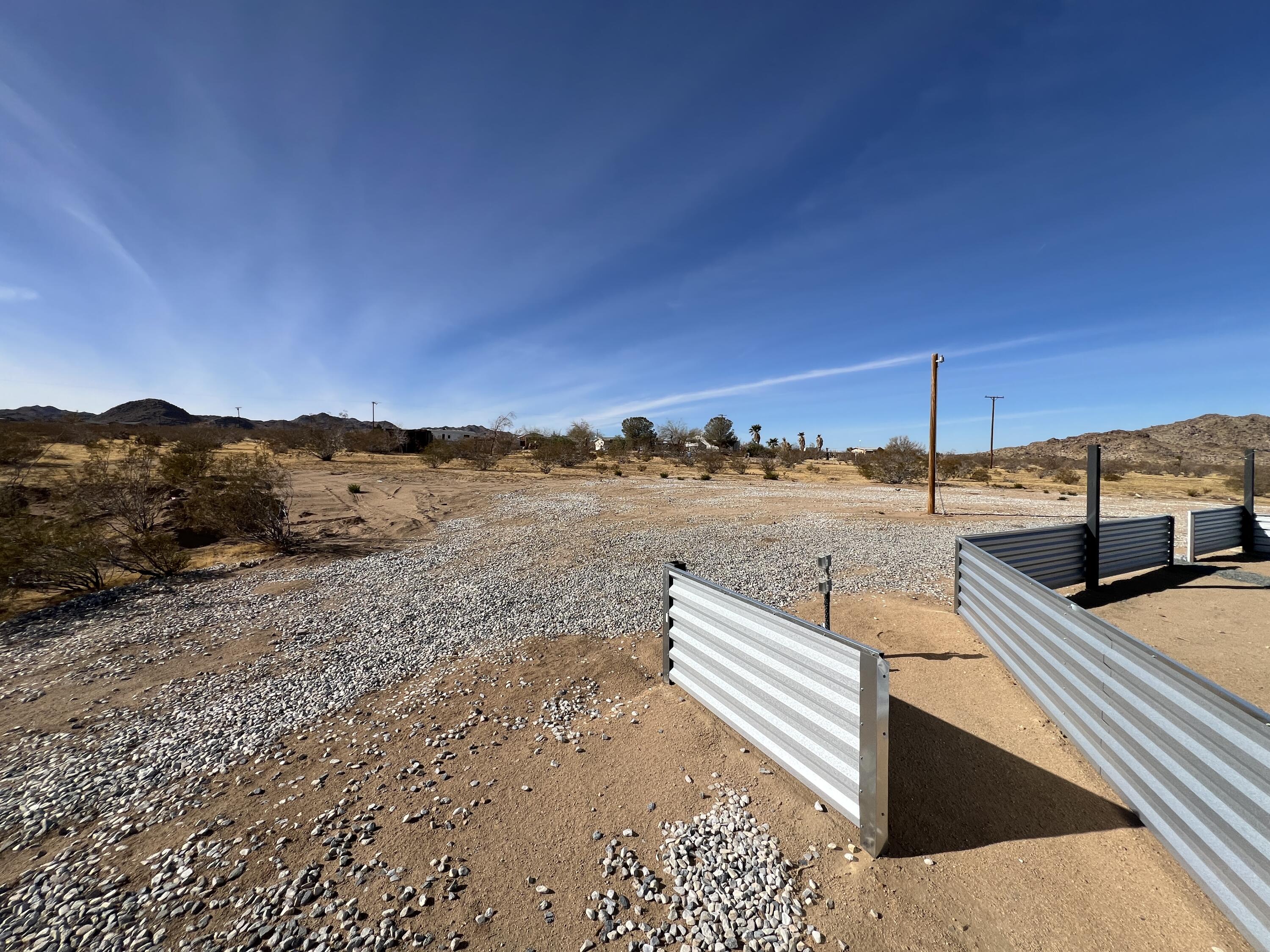 2774 Kickapoo Trail Landers, CA 92285 - Photo 48 of 51 a view of a lake with beach