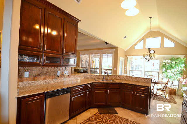 2403 Carolina Court Mobile, AL 36695 - Photo 9 of 28