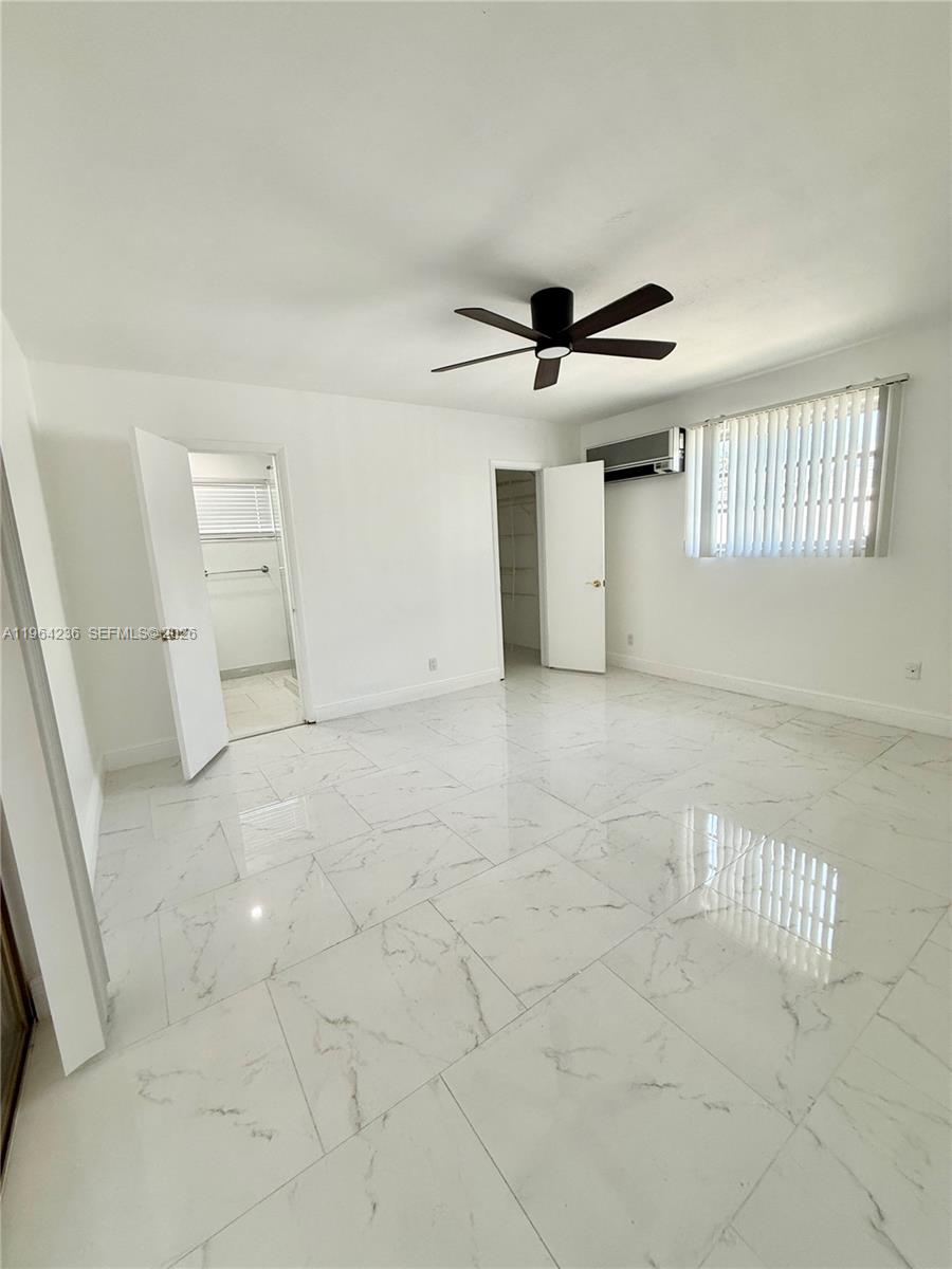 4917 West Park Road Hollywood, FL 33021 - Photo 12 of 25 a view of an empty room