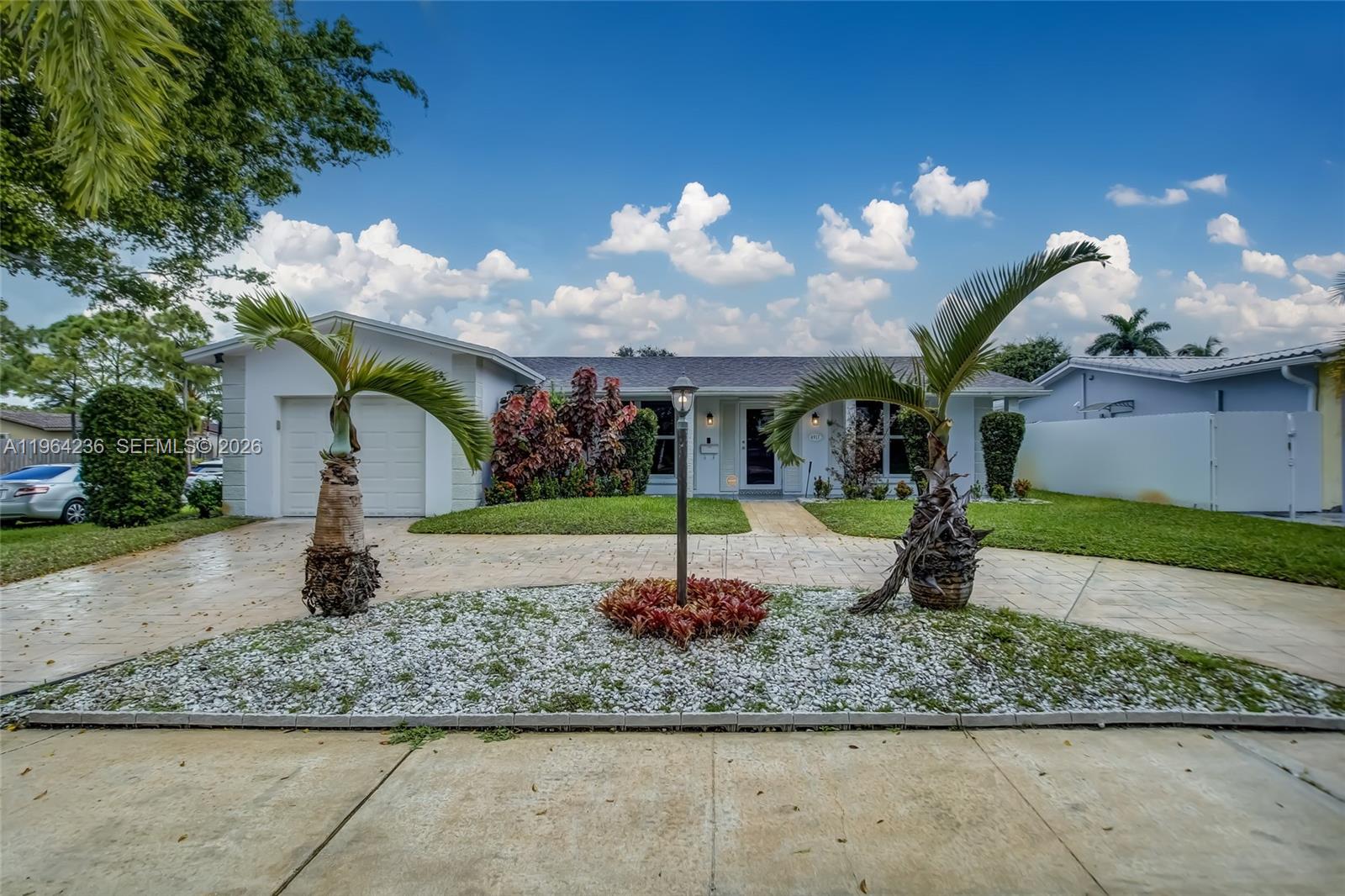 4917 West Park Road Hollywood, FL 33021 - Photo 2 of 25