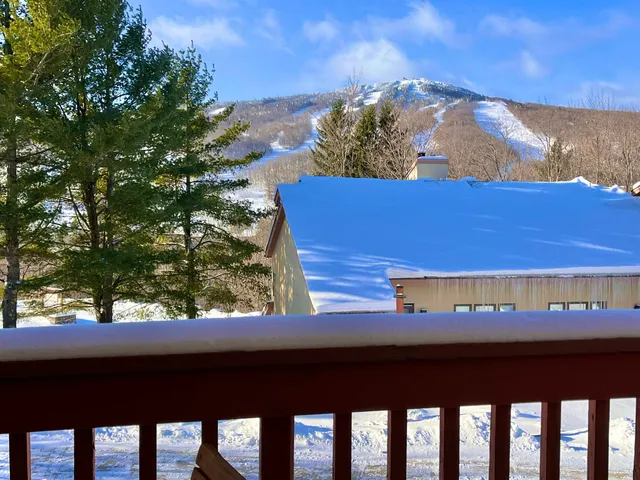 $290,000 | 5 G Mountain Villiage, Unit 127, West Dover, VT 05356