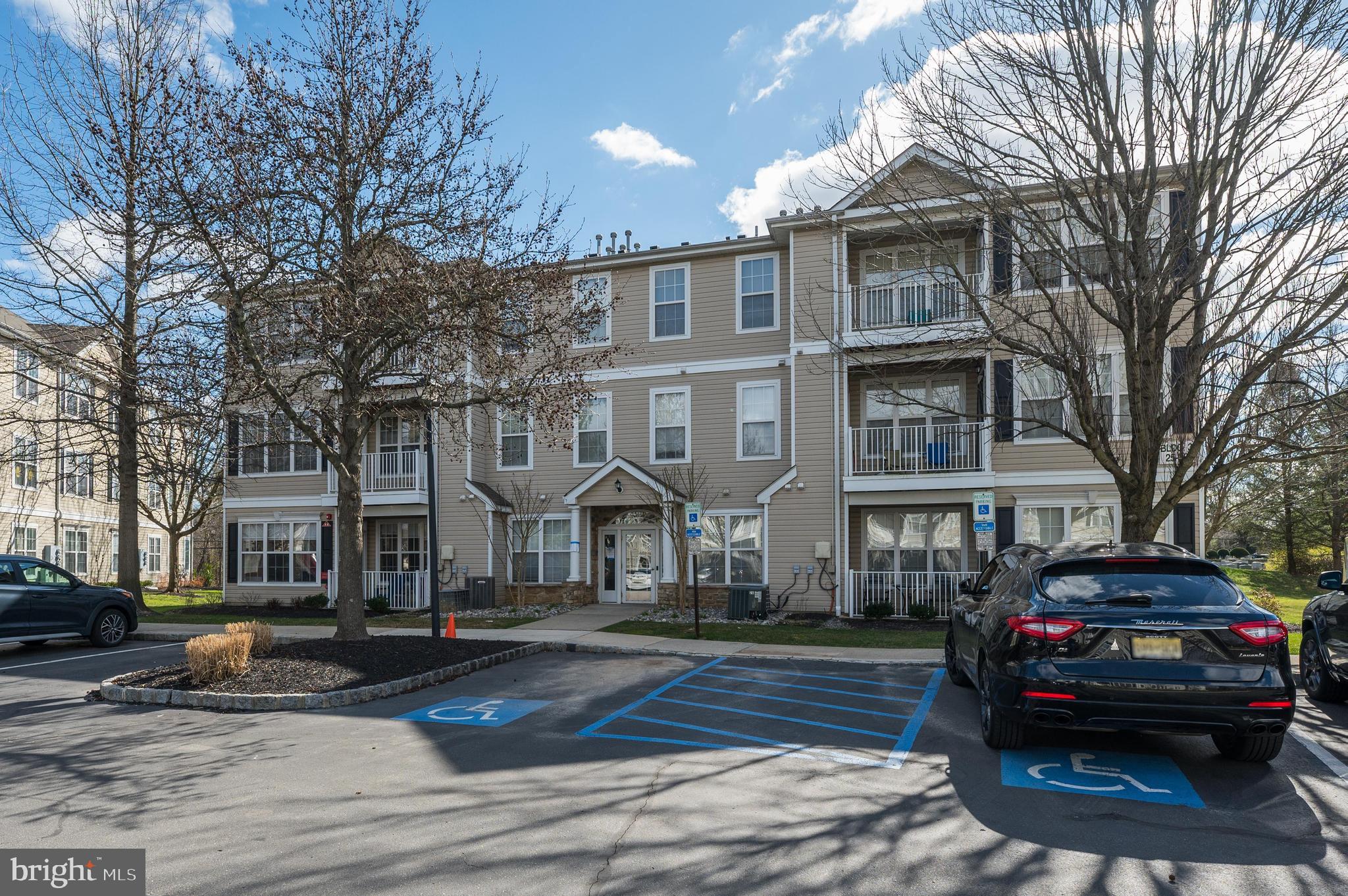 31 Kyle Way Ewing, NJ 08628 - Photo 25 of 25 Exterior Front View of Building Entry