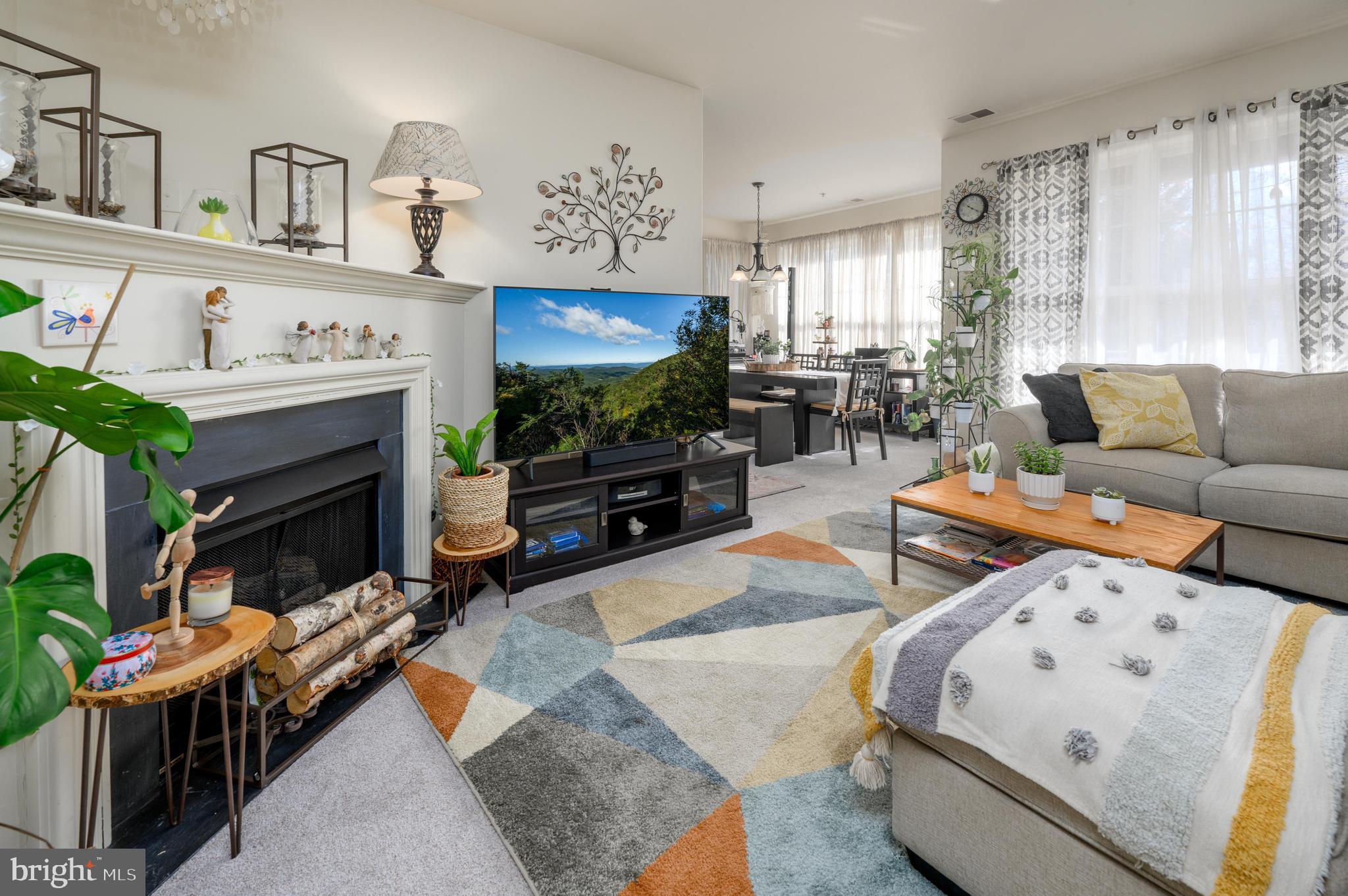 31 Kyle Way Ewing, NJ 08628 - Photo 7 of 25 Open to Dining Room and Door to Balcony